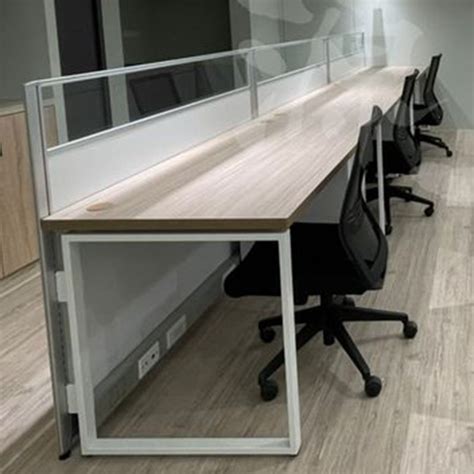 辦公室 畫 玻璃辦公桌